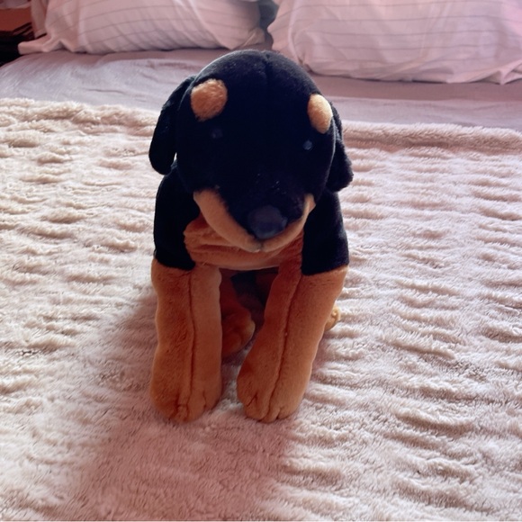 Toys R’ Us Animal Valley Rottweiler Plush 🐶🖤🔲 - Picture 3 of 7